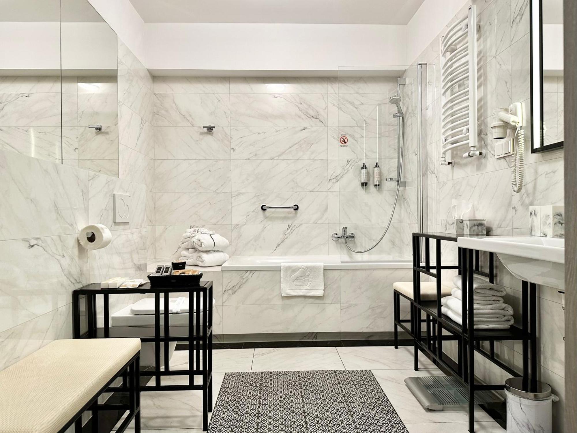 Amber Design Residence Krakow Ngoại thất bức ảnh